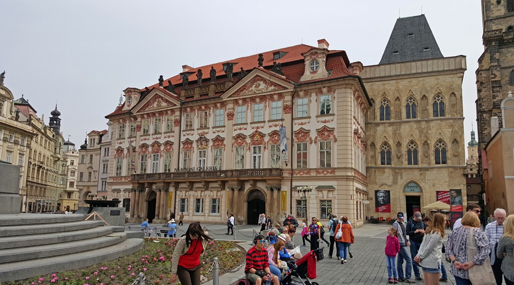 Kinský Palace/National Gallery